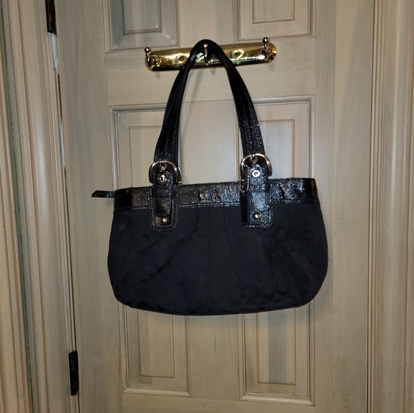 Coach Purse Tote Black Signature C Tote bag leather handles and trim - Picture 16 of 16